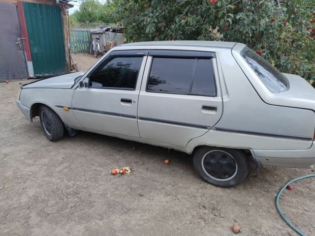 Сірий ЗАЗ 1103 Славута, об'ємом двигуна 1.2 л та пробігом 300 тис. км за 1207 $, фото 2 на Automoto.ua