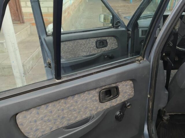Сірий ЗАЗ 1103 Славута, об'ємом двигуна 1.2 л та пробігом 70 тис. км за 1700 $, фото 4 на Automoto.ua
