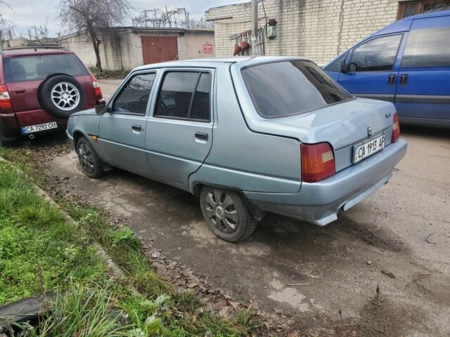 Серый ЗАЗ 1103 Славута, объемом двигателя 1.2 л и пробегом 777 тыс. км за 1400 $, фото 1 на Automoto.ua