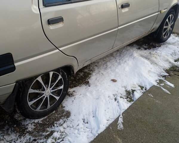 Серый ЗАЗ 1103 Славута, объемом двигателя 1.3 л и пробегом 75 тыс. км за 1200 $, фото 1 на Automoto.ua