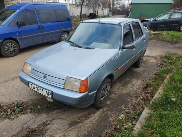 Серый ЗАЗ 1103 Славута, объемом двигателя 1.2 л и пробегом 777 тыс. км за 1400 $, фото 5 на Automoto.ua