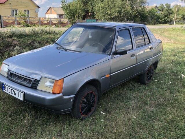 Серый ЗАЗ 1103 Славута, объемом двигателя 1.3 л и пробегом 102 тыс. км за 1439 $, фото 4 на Automoto.ua