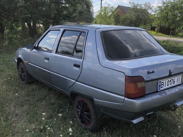 Серый ЗАЗ 1103 Славута, объемом двигателя 1.3 л и пробегом 102 тыс. км за 1439 $, фото 1 на Automoto.ua