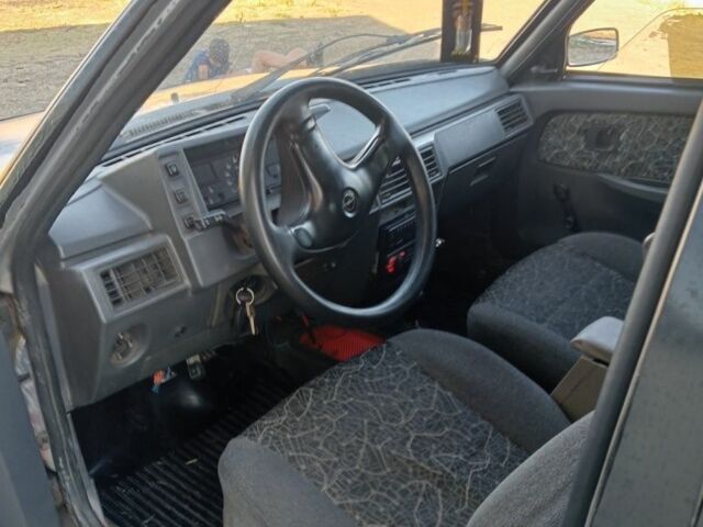 Серый ЗАЗ 1103 Славута, объемом двигателя 1.1 л и пробегом 3 тыс. км за 600 $, фото 4 на Automoto.ua