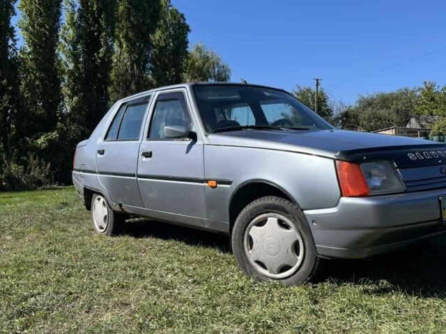 Серый ЗАЗ 1103 Славута, объемом двигателя 1.2 л и пробегом 152 тыс. км за 1000 $, фото 1 на Automoto.ua