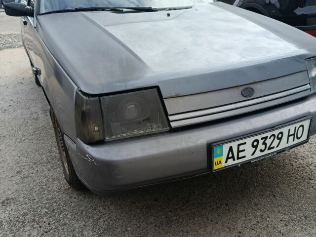 Серый ЗАЗ 1103 Славута, объемом двигателя 1.3 л и пробегом 250 тыс. км за 1350 $, фото 4 на Automoto.ua