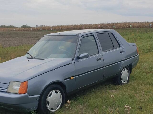 ЗАЗ 1103 Славута 2010 в Мироновке на Automoto.ua Серый ЗАЗ 1103 Славута, объемом двигателя 1.3 л и пробегом 190 тыс. км за 1080 $, фото 5 на Automoto.ua