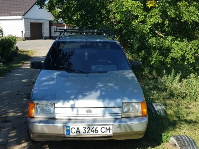 Серый ЗАЗ 1103 Славута, объемом двигателя 1.1 л и пробегом 219 тыс. км за 800 $, фото 4 на Automoto.ua
