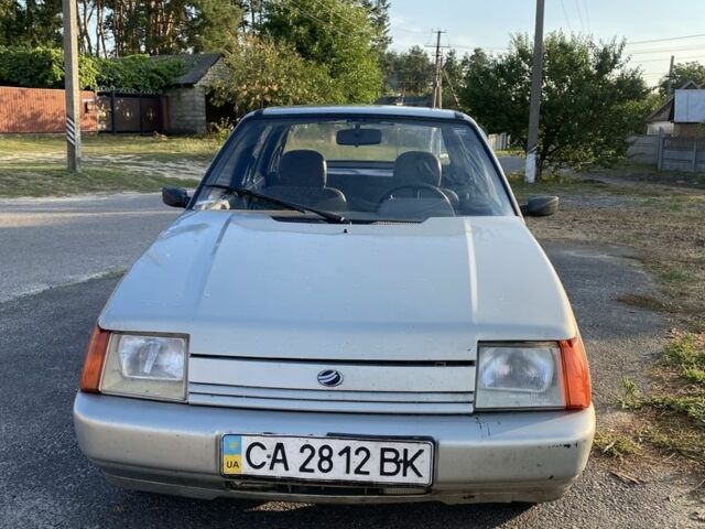 Серый ЗАЗ 1103 Славута, объемом двигателя 1.2 л и пробегом 116 тыс. км за 800 $, фото 1 на Automoto.ua