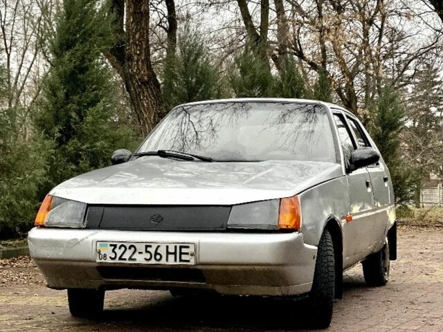 Серый ЗАЗ 1103 Славута, объемом двигателя 1.2 л и пробегом 200 тыс. км за 500 $, фото 3 на Automoto.ua