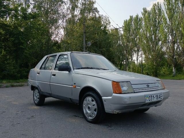 Серый ЗАЗ 1103 Славута, объемом двигателя 0 л и пробегом 169 тыс. км за 585 $, фото 1 на Automoto.ua