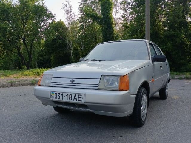 Серый ЗАЗ 1103 Славута, объемом двигателя 0 л и пробегом 169 тыс. км за 585 $, фото 22 на Automoto.ua