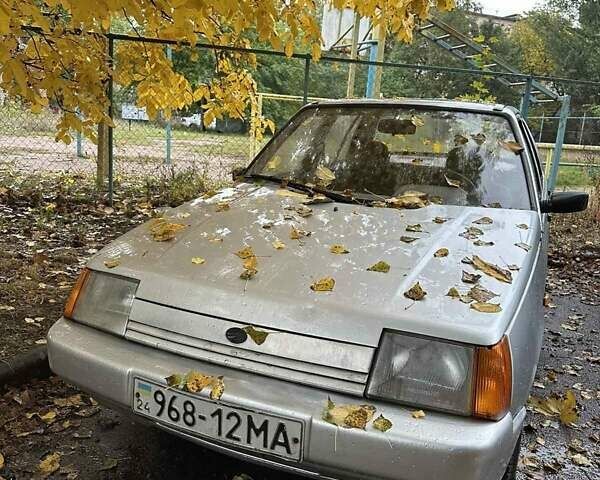 Серый ЗАЗ 1103 Славута, объемом двигателя 1 л и пробегом 120 тыс. км за 900 $, фото 4 на Automoto.ua