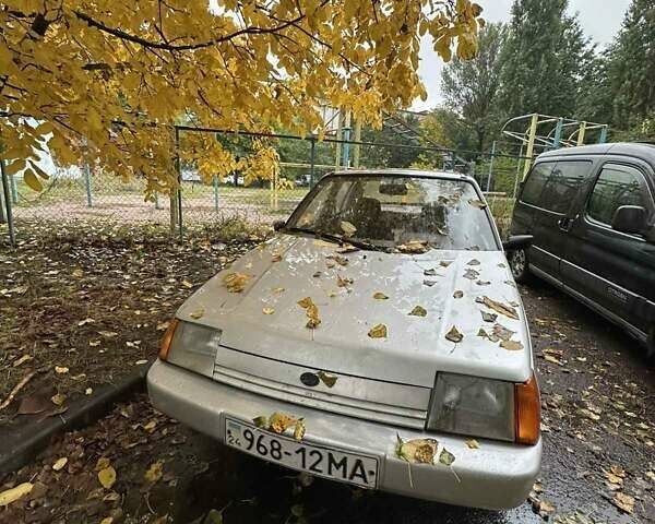 Серый ЗАЗ 1103 Славута, объемом двигателя 1 л и пробегом 120 тыс. км за 900 $, фото 1 на Automoto.ua