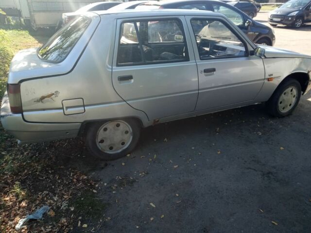 Сірий ЗАЗ 1103 Славута, об'ємом двигуна 1.2 л та пробігом 119 тис. км за 600 $, фото 2 на Automoto.ua