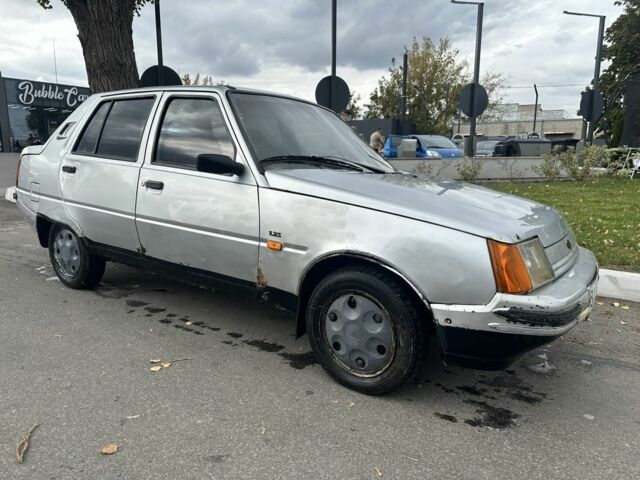 Серый ЗАЗ 1103 Славута, объемом двигателя 1.2 л и пробегом 112 тыс. км за 607 $, фото 1 на Automoto.ua