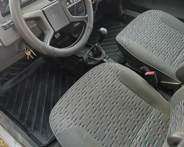 ЗАЗ 1103 Славута 2003 в Виннице на Automoto.ua Серый ЗАЗ 1103 Славута, объемом двигателя 1.2 л и пробегом 240 тыс. км за 1100 $, фото 5 на Automoto.ua