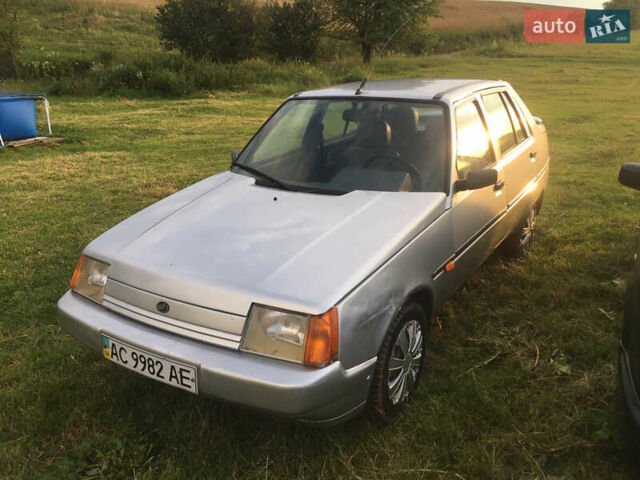 Серый ЗАЗ 1103 Славута, объемом двигателя 1.3 л и пробегом 126 тыс. км за 1100 $, фото 9 на Automoto.ua