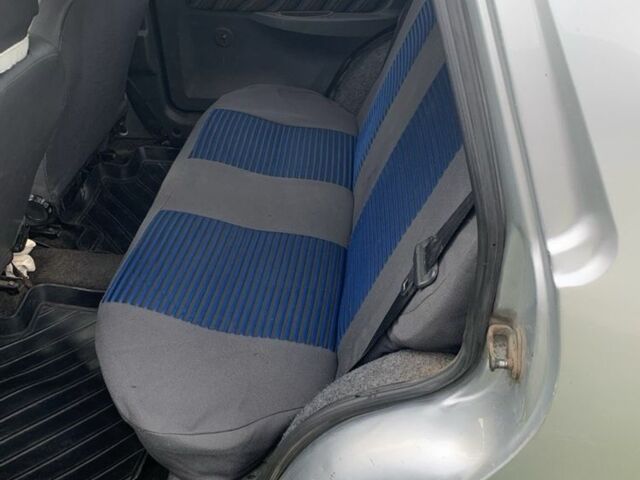 Серый ЗАЗ 1103 Славута, объемом двигателя 1.2 л и пробегом 200 тыс. км за 1100 $, фото 5 на Automoto.ua