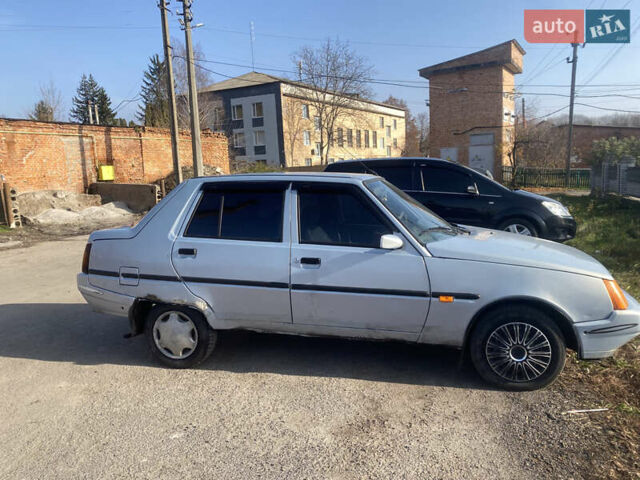 Сірий ЗАЗ 1103 Славута, об'ємом двигуна 1.2 л та пробігом 120 тис. км за 650 $, фото 2 на Automoto.ua