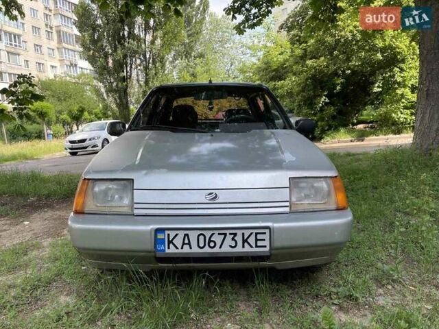 Серый ЗАЗ 1103 Славута, объемом двигателя 1.2 л и пробегом 197 тыс. км за 999 $, фото 6 на Automoto.ua