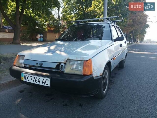 Серый ЗАЗ 1103 Славута, объемом двигателя 1.2 л и пробегом 200 тыс. км за 600 $, фото 1 на Automoto.ua