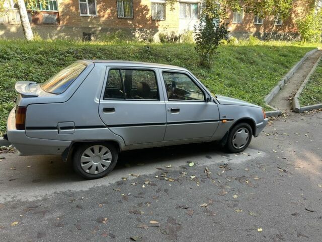 Сірий ЗАЗ 1103 Славута, об'ємом двигуна 1.3 л та пробігом 97 тис. км за 1200 $, фото 2 на Automoto.ua