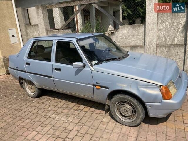 Сірий ЗАЗ 1103 Славута, об'ємом двигуна 1.2 л та пробігом 207 тис. км за 1100 $, фото 2 на Automoto.ua