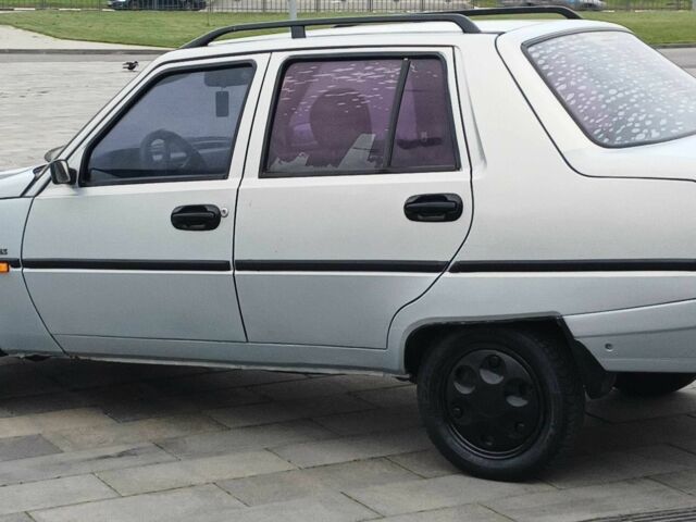 Серый ЗАЗ 1103 Славута, объемом двигателя 1.2 л и пробегом 84 тыс. км за 950 $, фото 6 на Automoto.ua