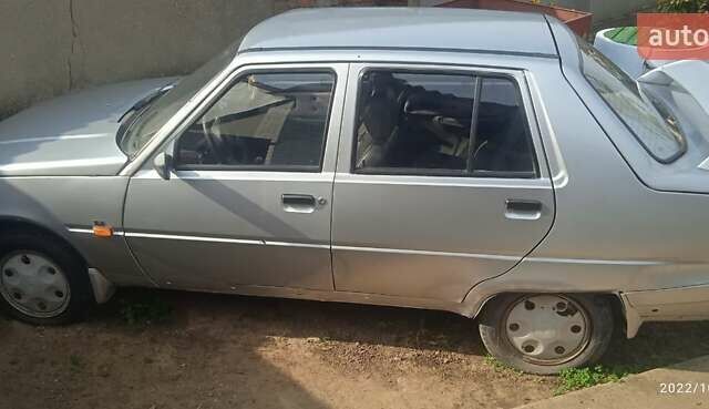 Серый ЗАЗ 1103 Славута, объемом двигателя 1.2 л и пробегом 100 тыс. км за 1500 $, фото 2 на Automoto.ua