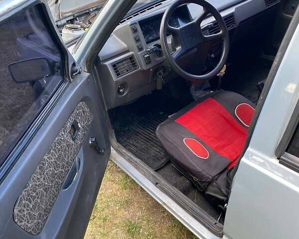 Сірий ЗАЗ 1103 Славута, об'ємом двигуна 1.2 л та пробігом 100 тис. км за 950 $, фото 2 на Automoto.ua