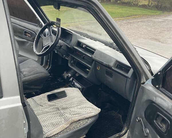 Серый ЗАЗ 1103 Славута, объемом двигателя 1.2 л и пробегом 240 тыс. км за 625 $, фото 7 на Automoto.ua