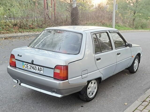 Серый ЗАЗ 1103 Славута, объемом двигателя 1.2 л и пробегом 87 тыс. км за 1500 $, фото 2 на Automoto.ua