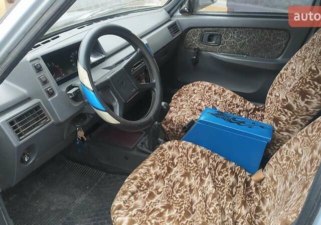 Серый ЗАЗ 1103 Славута, объемом двигателя 1.2 л и пробегом 170 тыс. км за 1300 $, фото 3 на Automoto.ua
