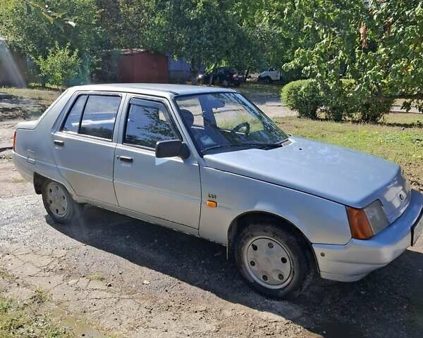 Серый ЗАЗ 1103 Славута, объемом двигателя 1.2 л и пробегом 52 тыс. км за 1200 $, фото 11 на Automoto.ua