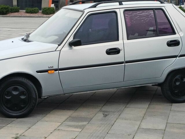 Серый ЗАЗ 1103 Славута, объемом двигателя 1.2 л и пробегом 84 тыс. км за 950 $, фото 5 на Automoto.ua