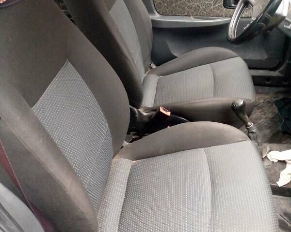 Серый ЗАЗ 1103 Славута, объемом двигателя 1.2 л и пробегом 130 тыс. км за 1182 $, фото 5 на Automoto.ua