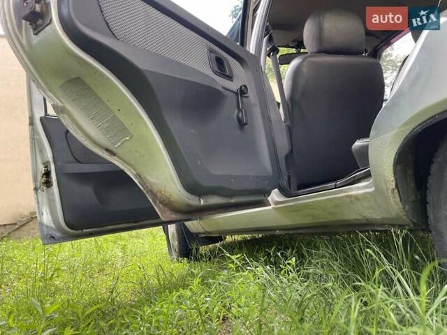 Серый ЗАЗ 1103 Славута, объемом двигателя 1.2 л и пробегом 197 тыс. км за 999 $, фото 13 на Automoto.ua