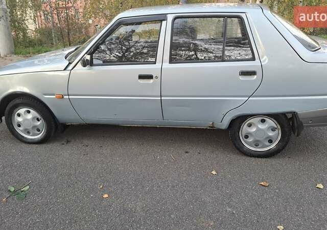 ЗАЗ 1103 Славута 2004 в Черновцах на Automoto.ua Серый ЗАЗ 1103 Славута, объемом двигателя 1.2 л и пробегом 87 тыс. км за 1500 $, фото 5 на Automoto.ua