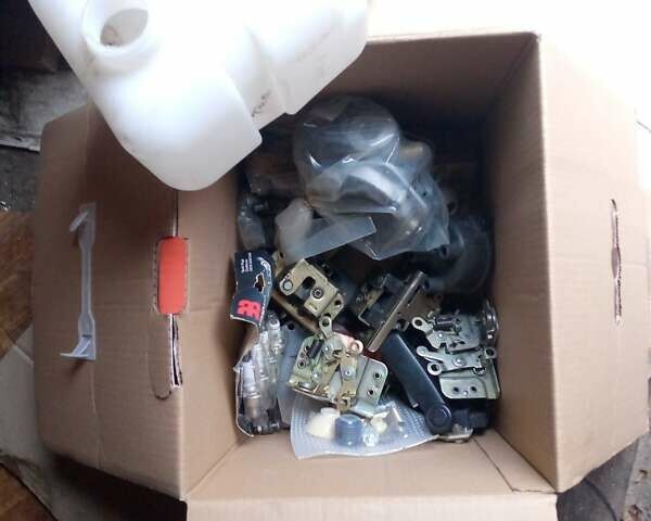 Серый ЗАЗ 1103 Славута, объемом двигателя 1.2 л и пробегом 130 тыс. км за 1182 $, фото 13 на Automoto.ua