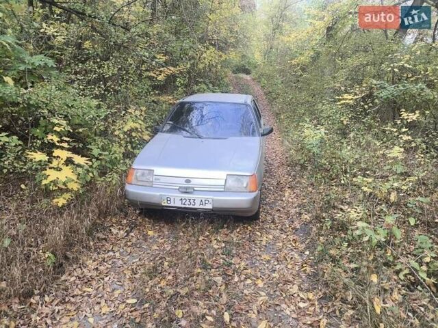 Серый ЗАЗ 1103 Славута, объемом двигателя 1.2 л и пробегом 250 тыс. км за 900 $, фото 7 на Automoto.ua