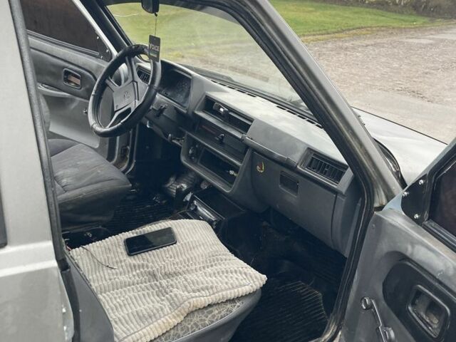 Серый ЗАЗ 1103 Славута, объемом двигателя 1.2 л и пробегом 240 тыс. км за 627 $, фото 7 на Automoto.ua