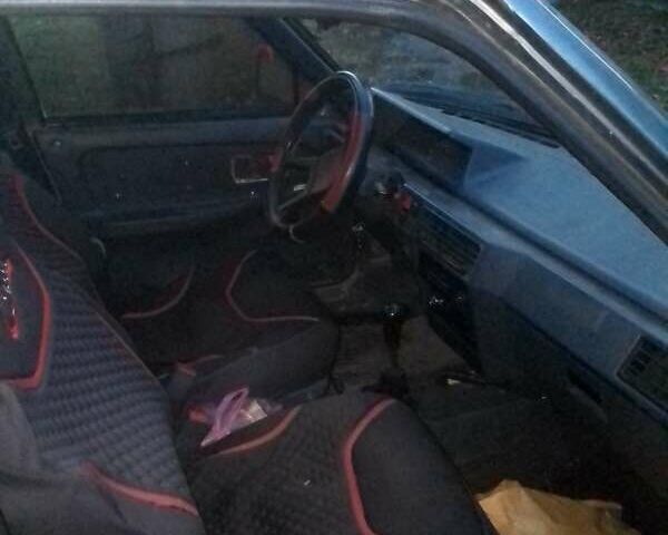 Серый ЗАЗ 1103 Славута, объемом двигателя 1.3 л и пробегом 213 тыс. км за 750 $, фото 3 на Automoto.ua