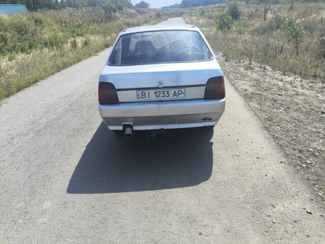 Серый ЗАЗ 1103 Славута, объемом двигателя 1.2 л и пробегом 250 тыс. км за 900 $, фото 4 на Automoto.ua