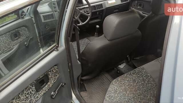 Серый ЗАЗ 1103 Славута, объемом двигателя 1.2 л и пробегом 146 тыс. км за 800 $, фото 2 на Automoto.ua