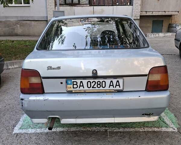 Серый ЗАЗ 1103 Славута, объемом двигателя 1.2 л и пробегом 52 тыс. км за 1200 $, фото 7 на Automoto.ua