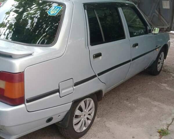 Серый ЗАЗ 1103 Славута, объемом двигателя 1.3 л и пробегом 151 тыс. км за 1100 $, фото 5 на Automoto.ua