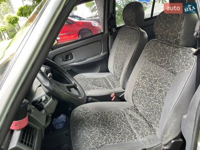 Серый ЗАЗ 1103 Славута, объемом двигателя 1.2 л и пробегом 197 тыс. км за 999 $, фото 7 на Automoto.ua