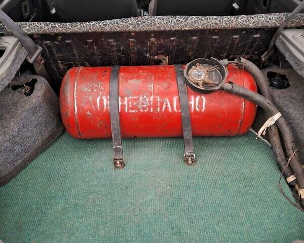 Серый ЗАЗ 1103 Славута, объемом двигателя 1.2 л и пробегом 227 тыс. км за 431 $, фото 6 на Automoto.ua