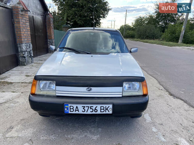 Серый ЗАЗ 1103 Славута, объемом двигателя 1.2 л и пробегом 160 тыс. км за 900 $, фото 3 на Automoto.ua